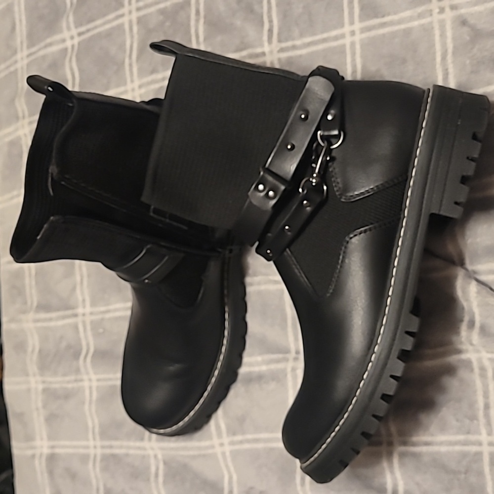 SO Moto Boots